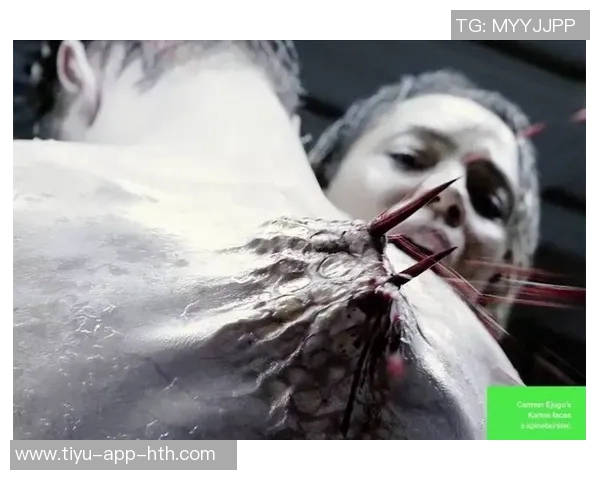 奥孔武遭遇重创两颗牙被肘击掉满嘴鲜血令人心痛不已