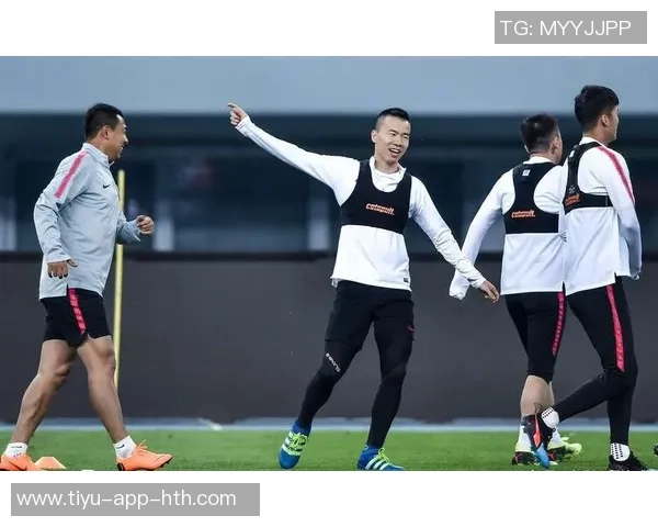 里奇谈适应新位置的挑战与遗憾目标全力备战下一场比赛 里奇谈适应新位置的挑战与遗憾目标全力备战下一场比赛